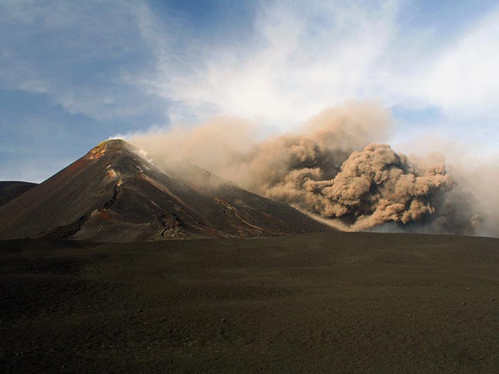 Comprendre les différentes formes de volcanisme