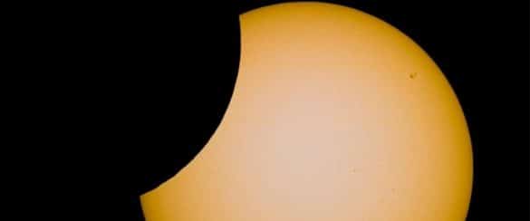 À l'occasion de l'éclipse solaire du 29 mars, retrouvez notre article complet sur les éclipses !